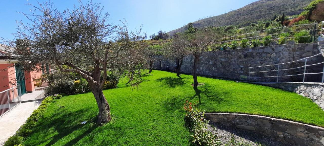 Aria Design B&B Levanto Bagian luar foto