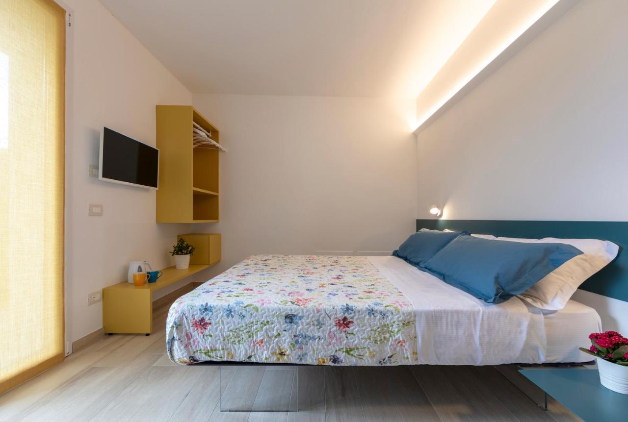 Aria Design B&B Levanto Bagian luar foto