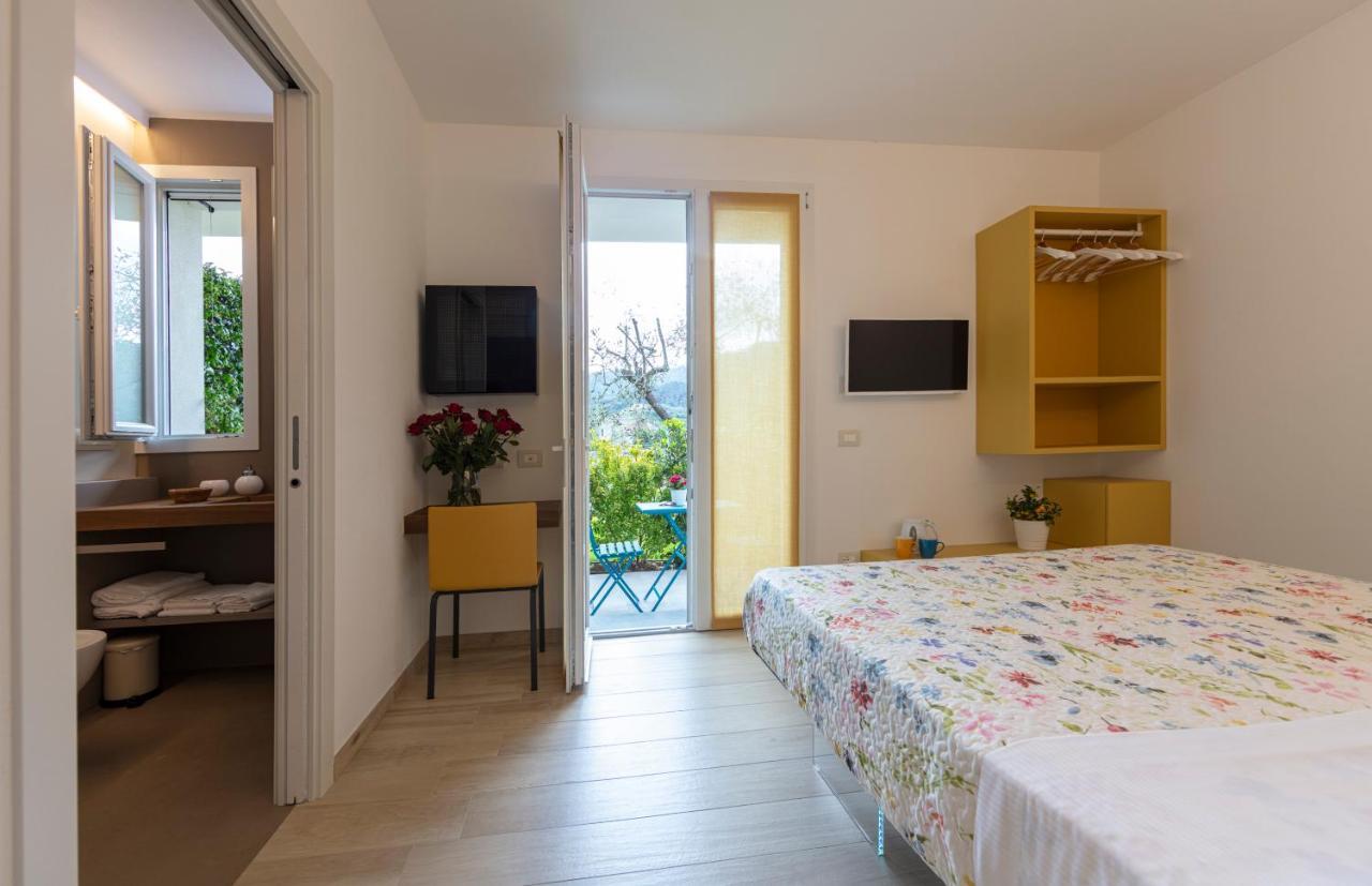 Aria Design B&B Levanto Bagian luar foto