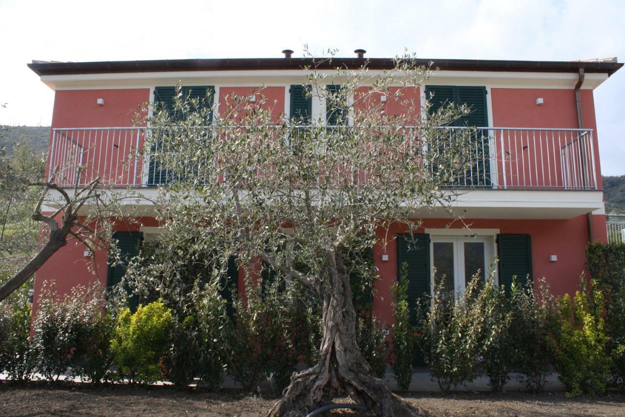 Aria Design B&B Levanto Bagian luar foto