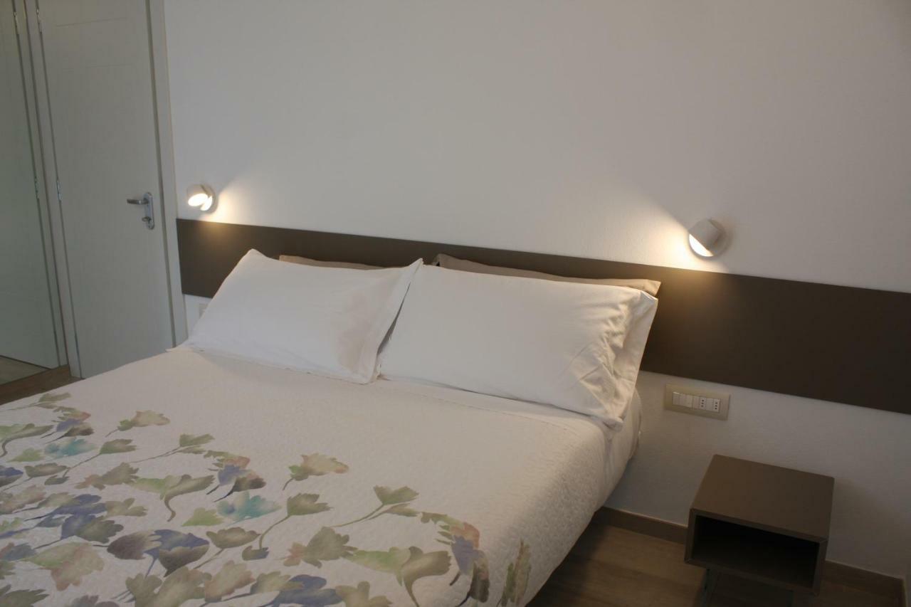 Aria Design B&B Levanto Bagian luar foto