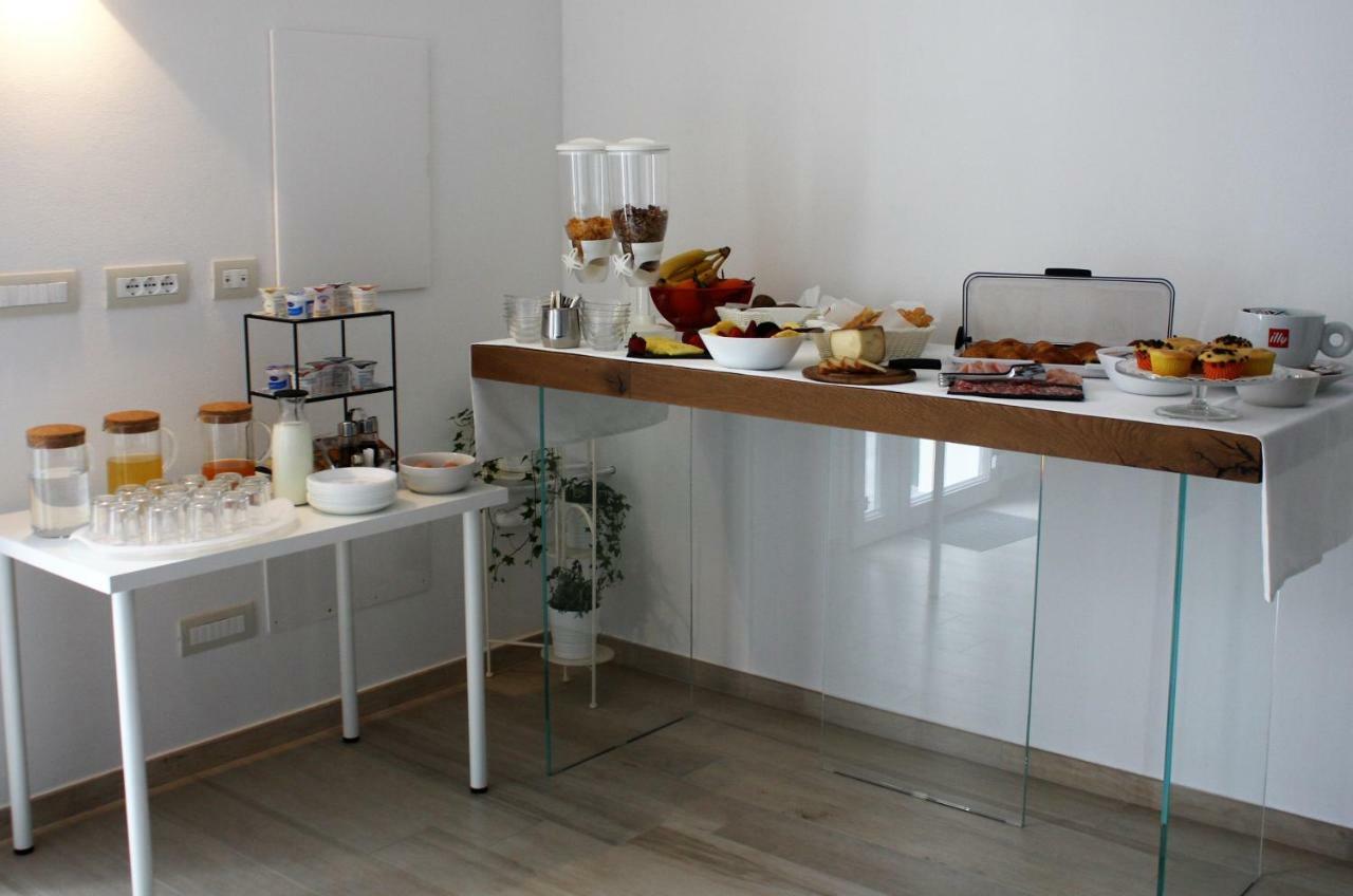 Aria Design B&B Levanto Bagian luar foto